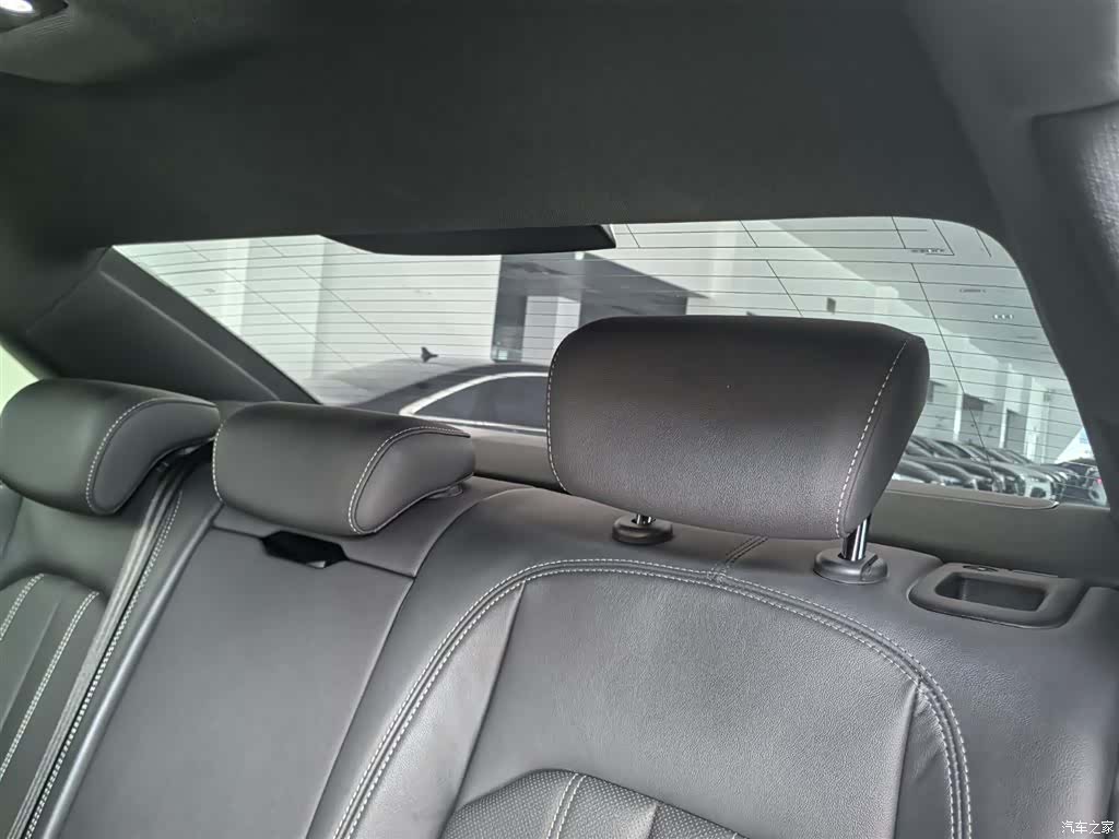 Audi A4L, 2024 15