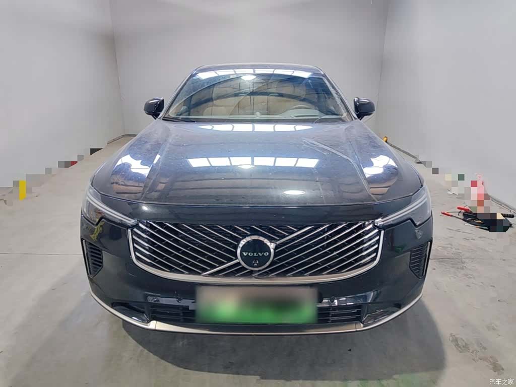 Volvo S90, 2025 3