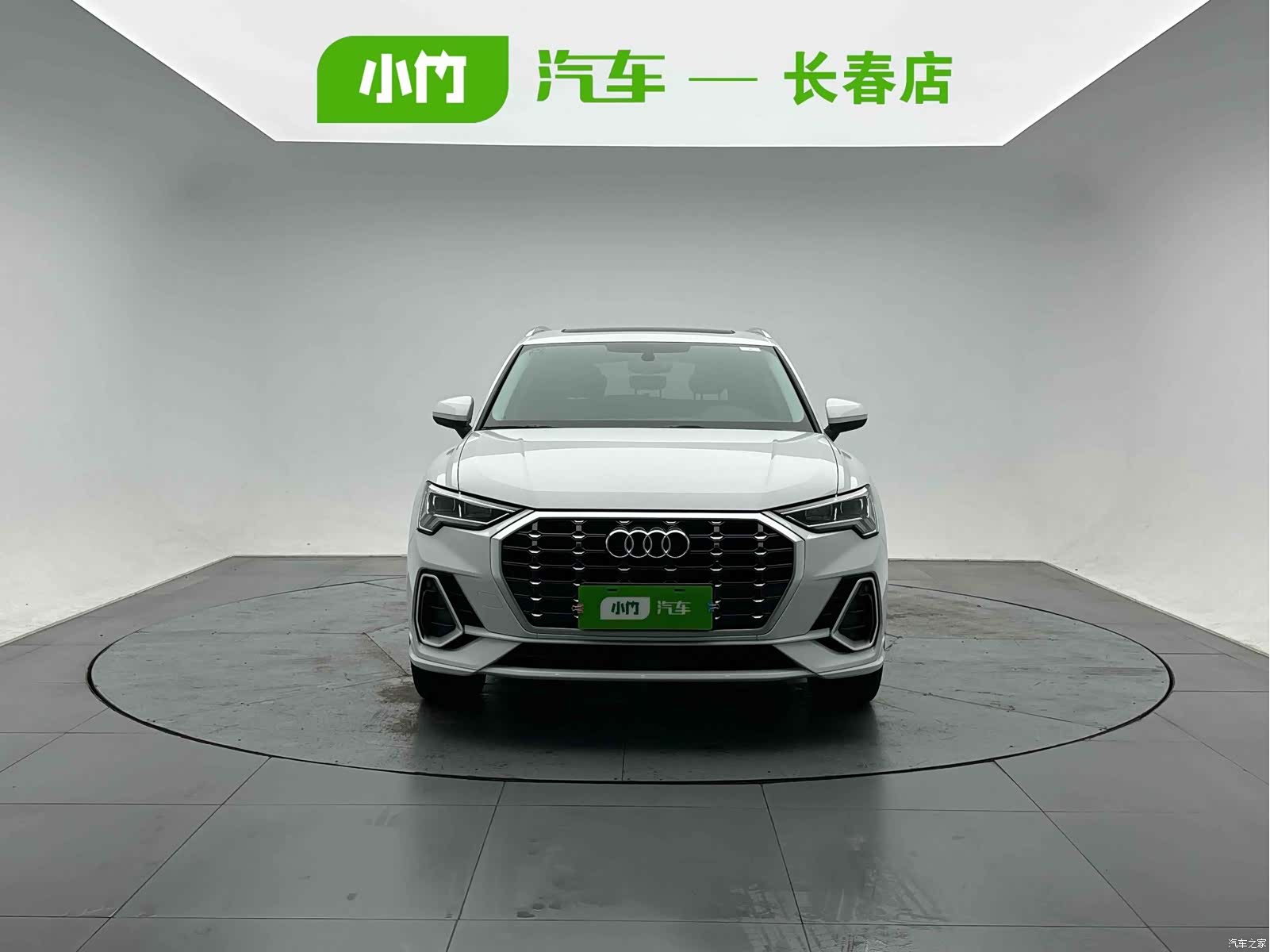 Audi Q3, 2022 2
