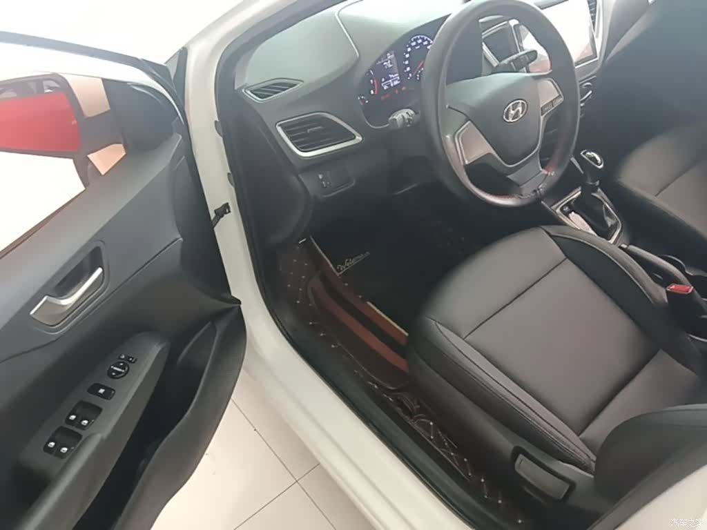 Hyundai GLS, 2017 16