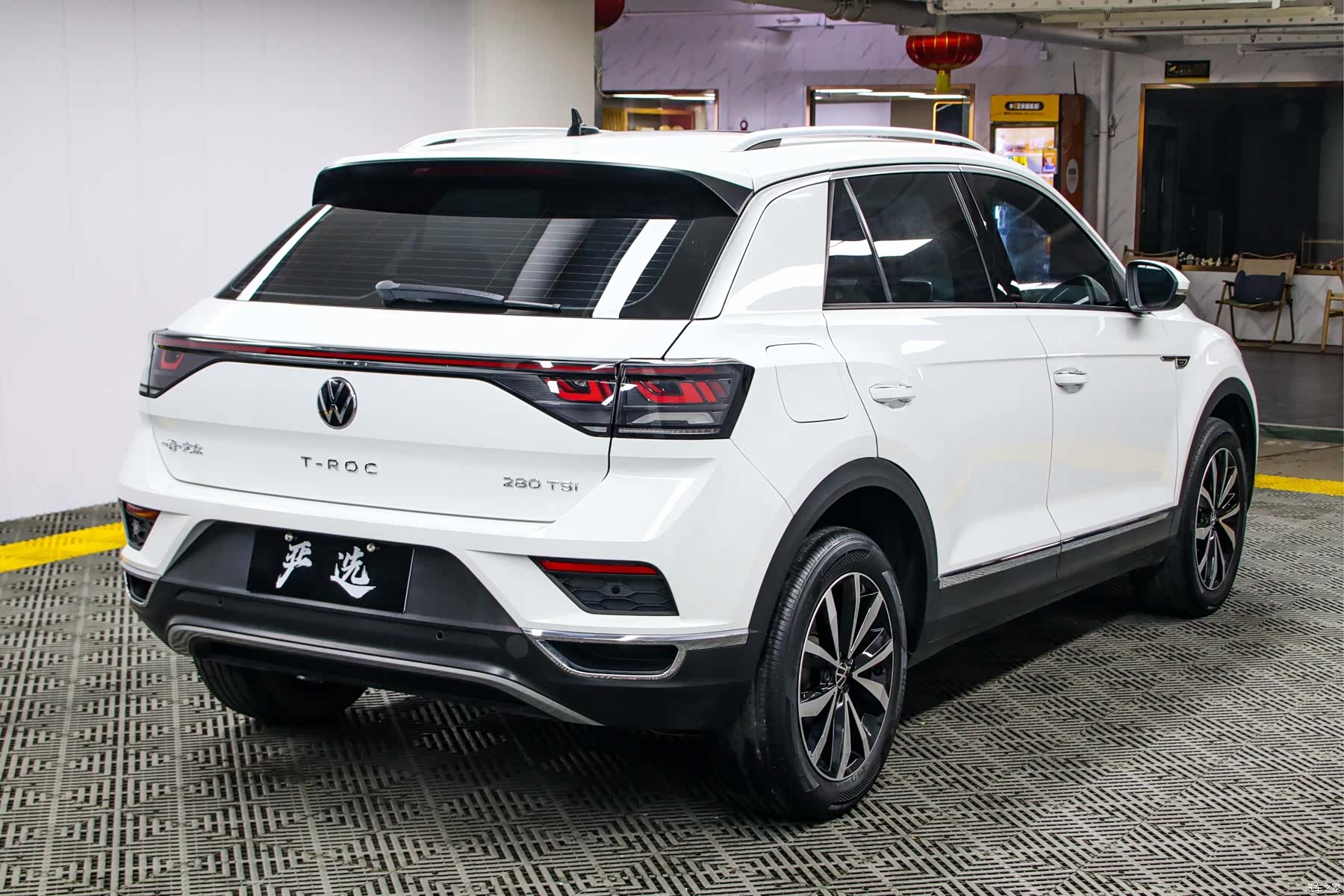 Volkswagen T-ROC, 2023 22