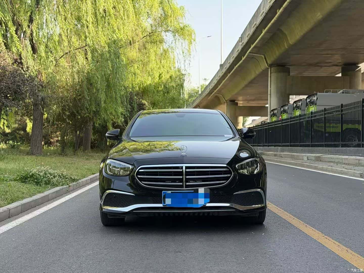 Mercedes-Benz E-Class, 2021 1