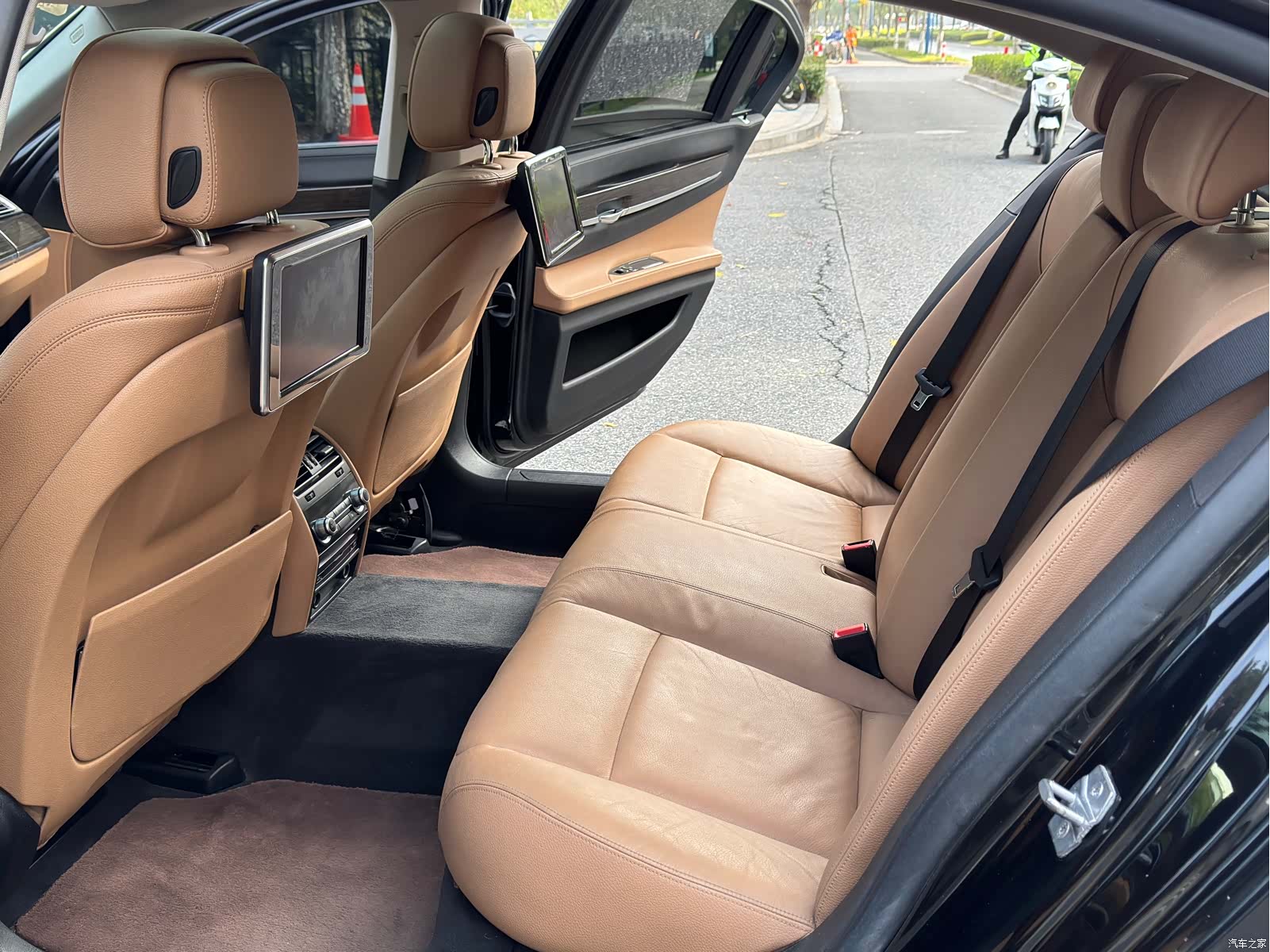 BMW 7 Series, 2014 9