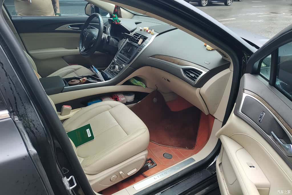 Lincoln MKZ, 2017 8