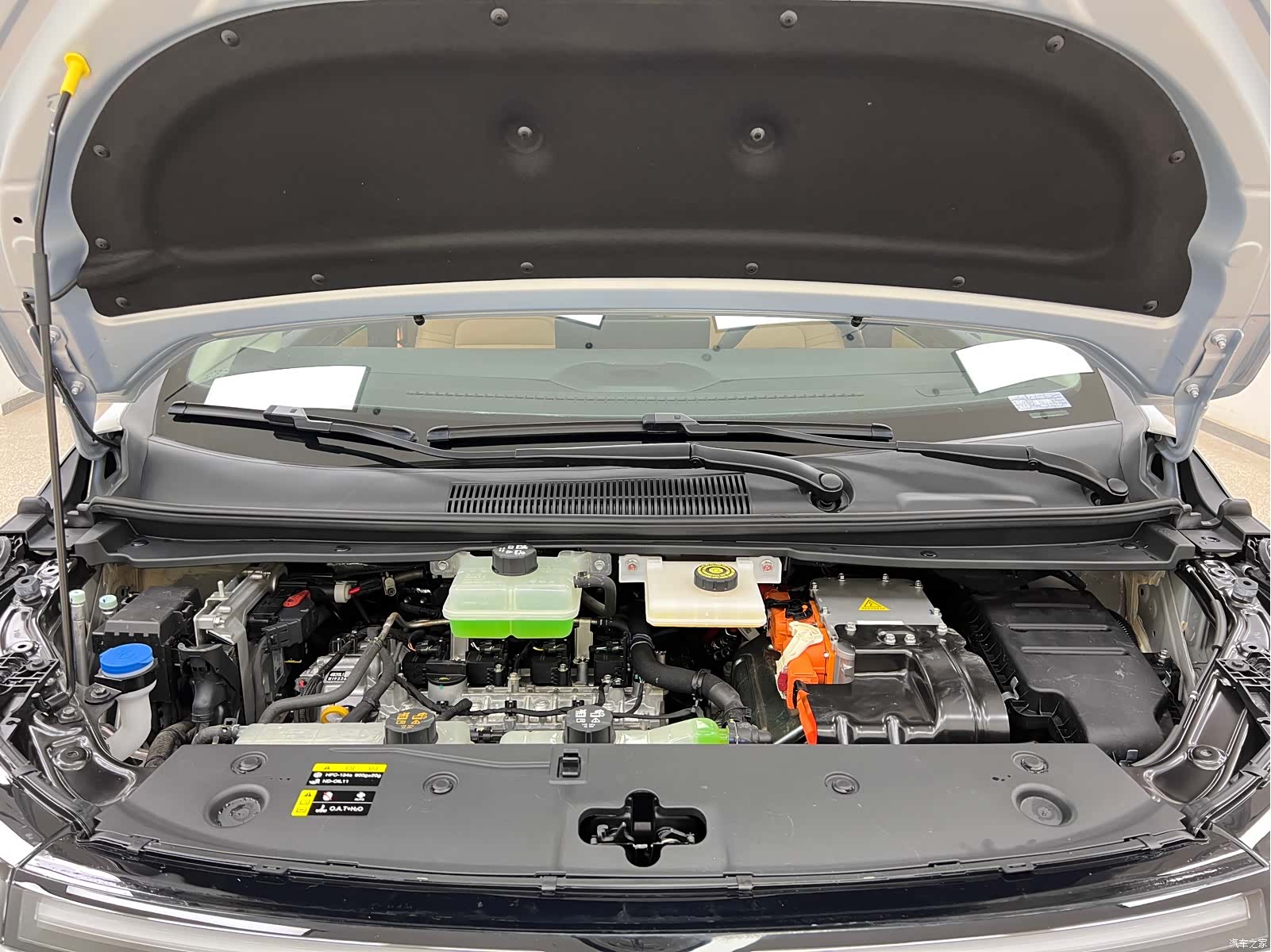 Trumpchi E8, 2024 31