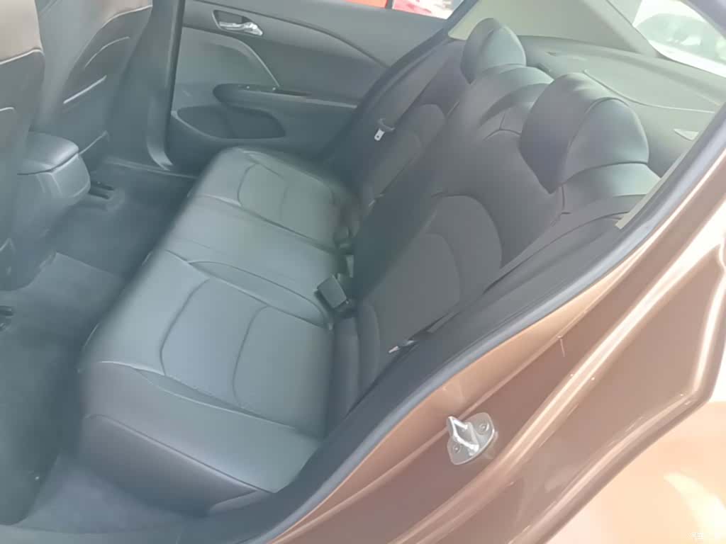 Chevrolet 320, 2019 17