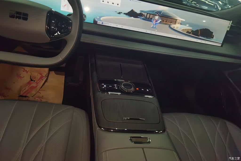 Geely E8, 2025 16