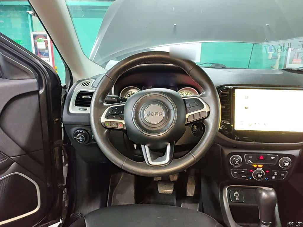 Jeep Compass, 2017 11