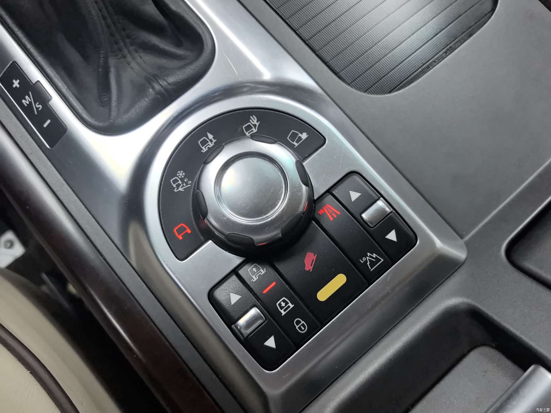 Land Rover Range Rover, 2011 11