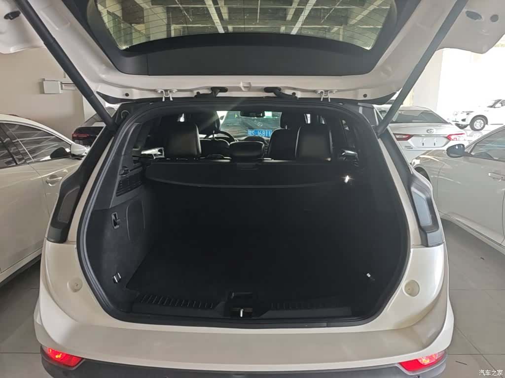Lincoln MKC, 2018 19