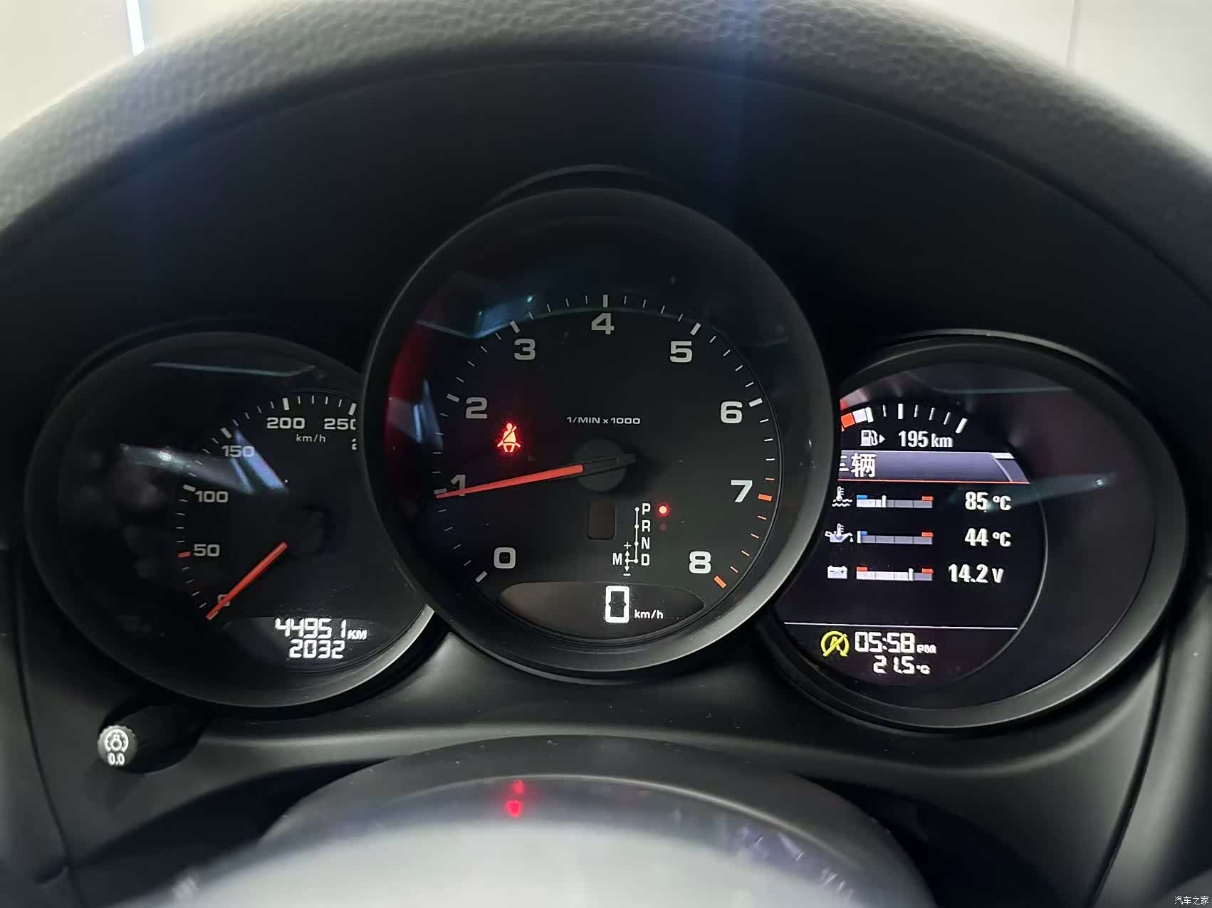 Porsche Macan, 2021 12