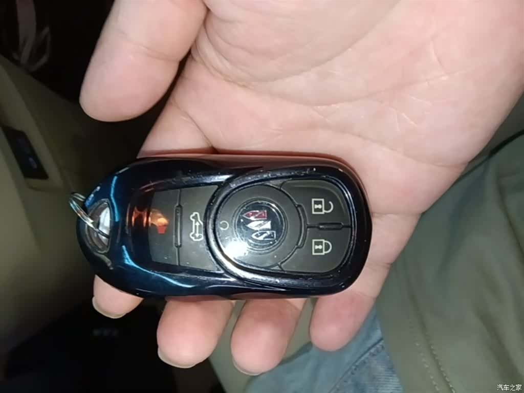 Buick GL8, 2024 9