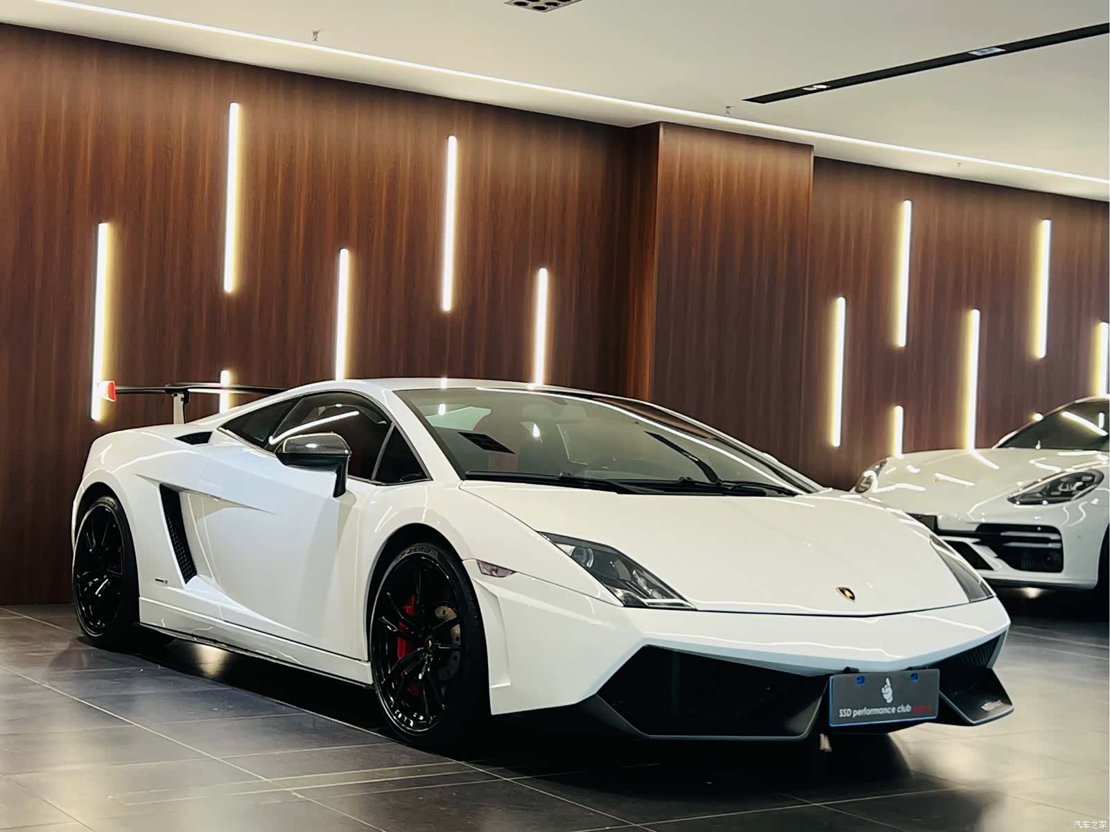 Lamborghini Gallardo, 2013 1