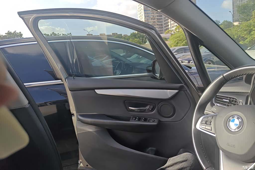 BMW 2 Series, 2017 7