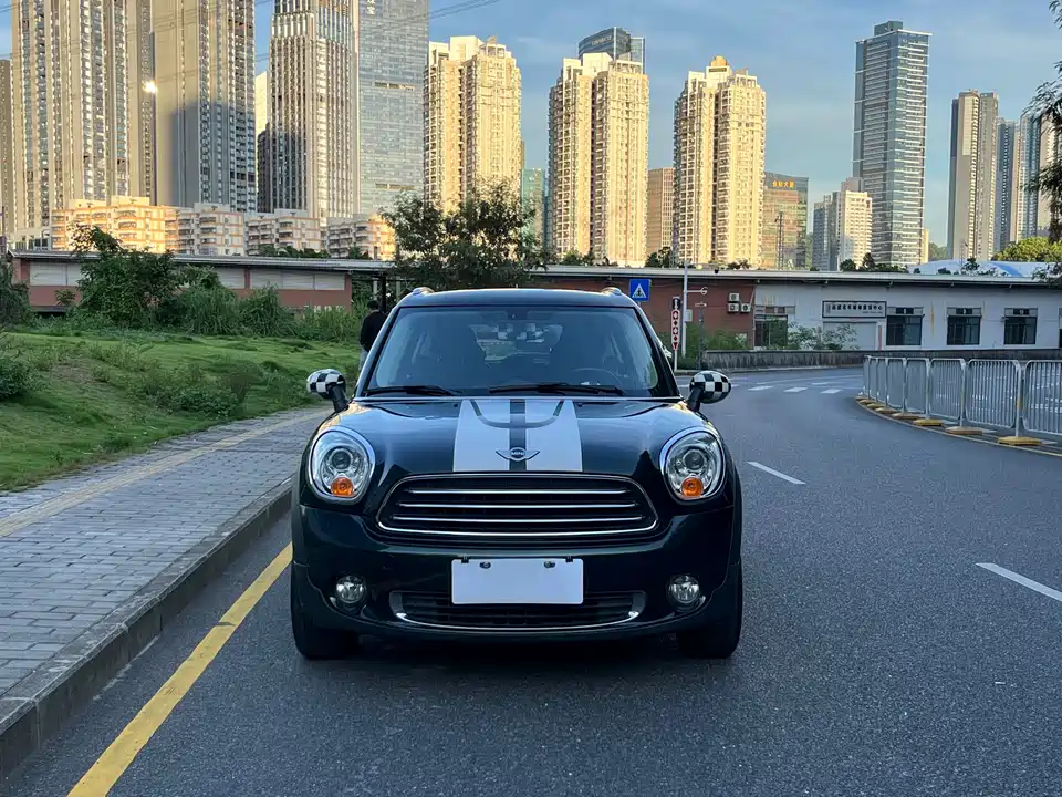 MINI COUNTRYMAN