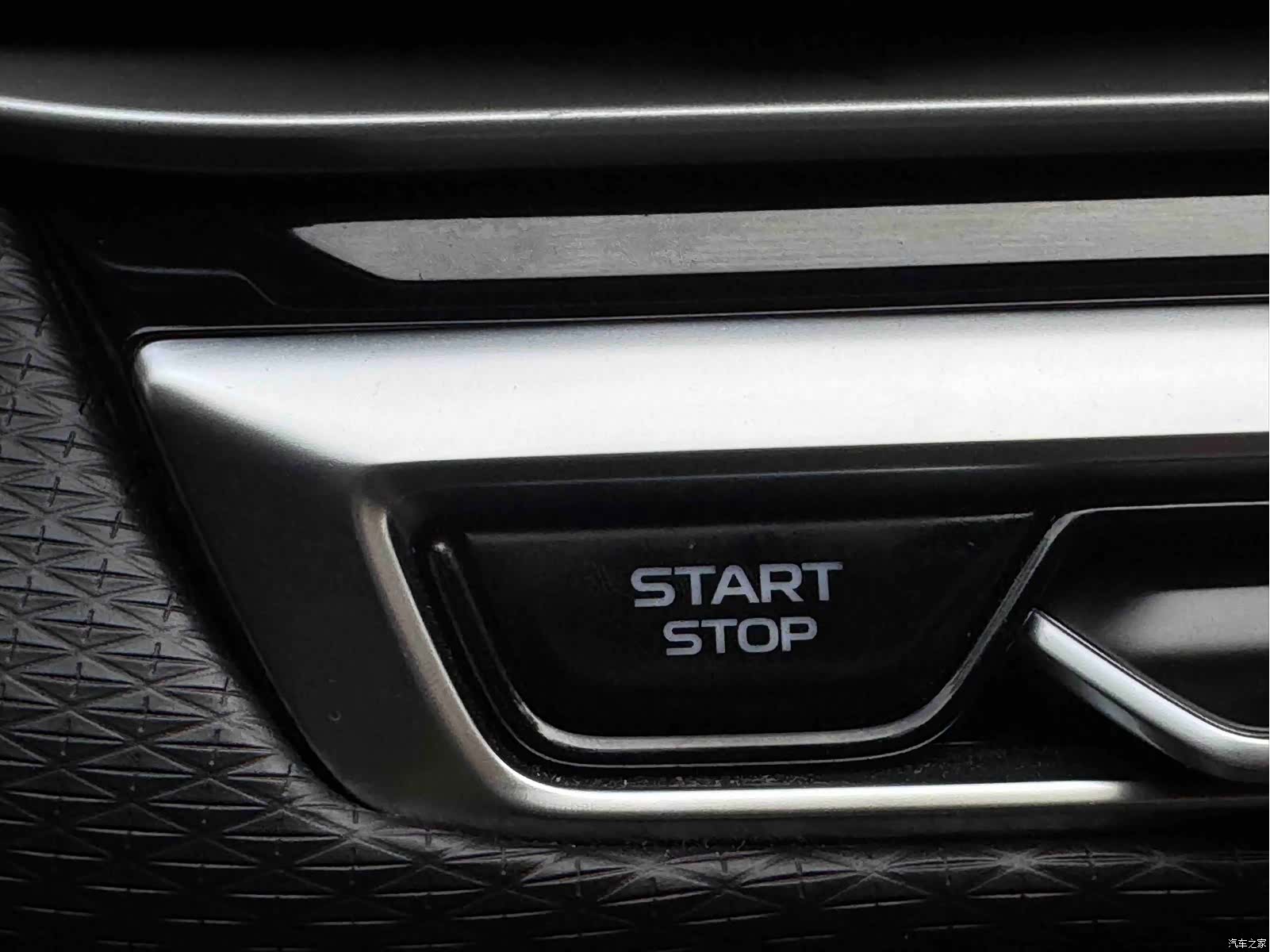 Geely Emgrand, 2022 28