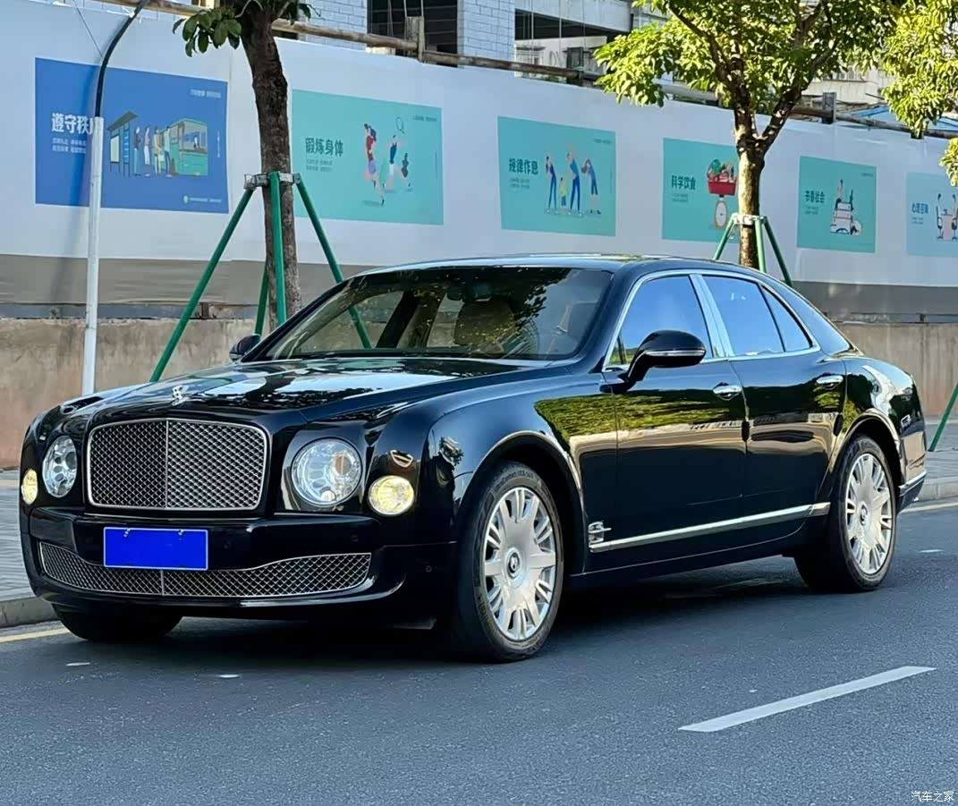 Bentley Mulsanne, 2014 1