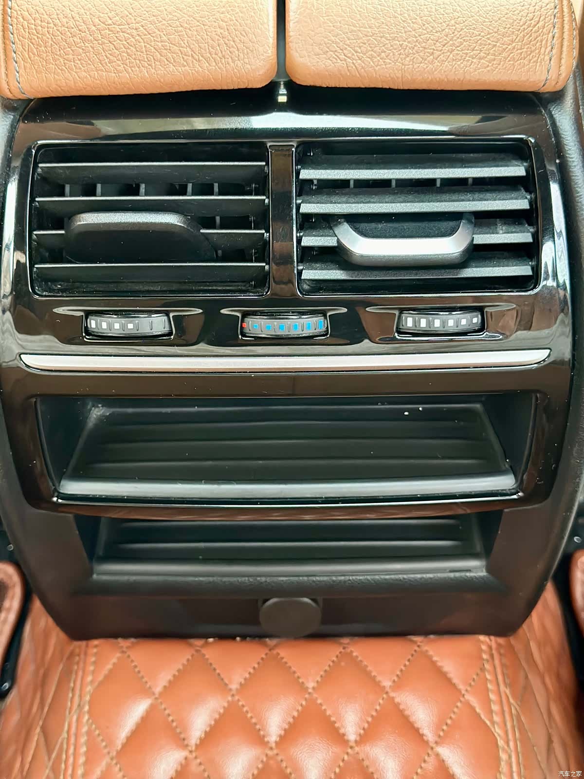 BMW 5 Series, 2019 13
