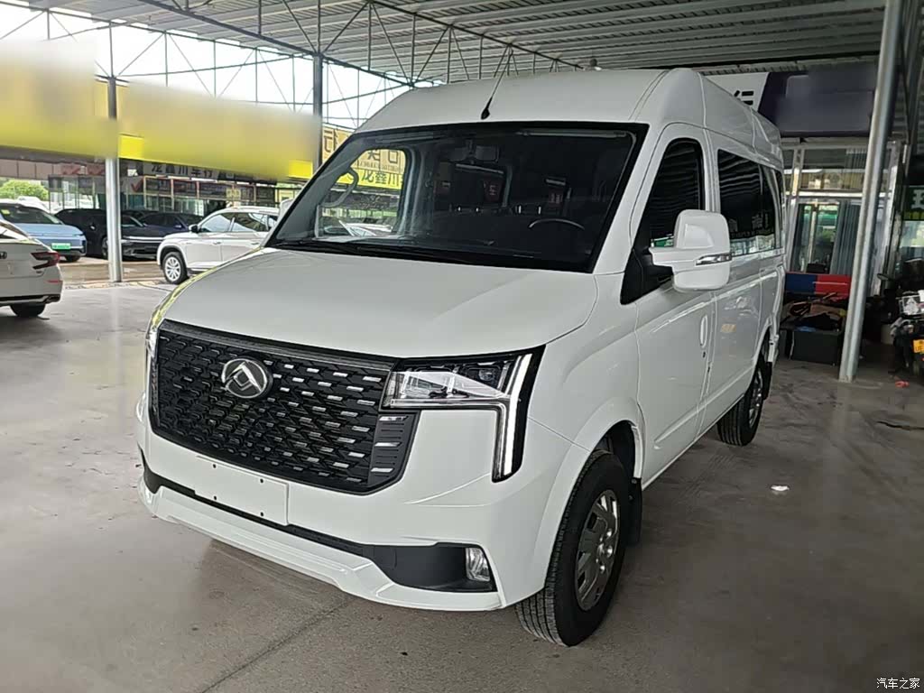 Maxus V80, 2025 2