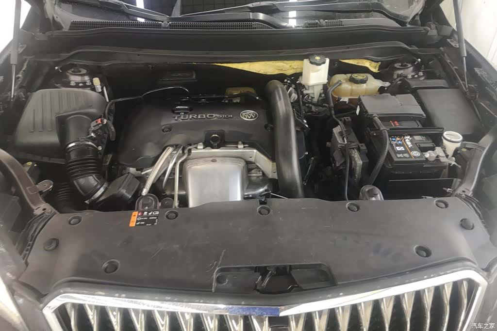 Buick Envision Plus, 2015 10