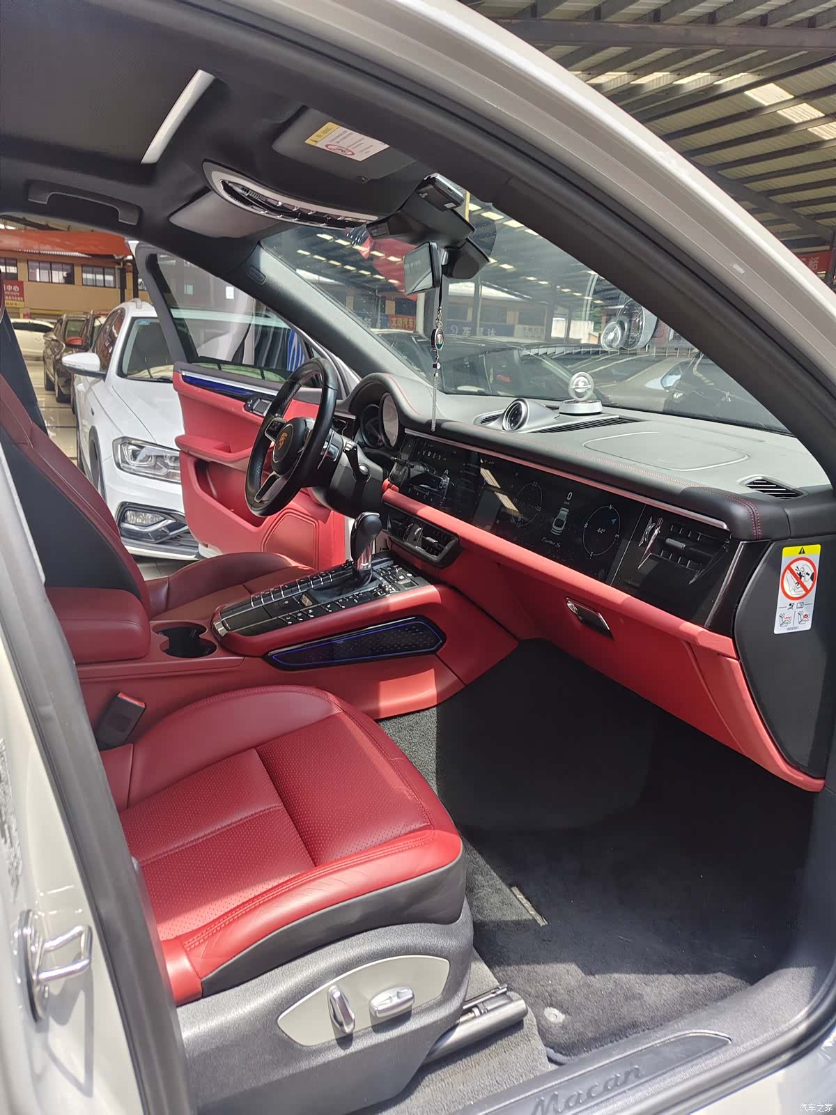 Porsche Macan, 2022 4