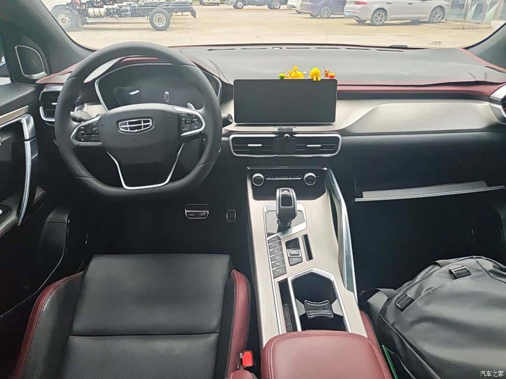 Geely Coolray, 2019 13