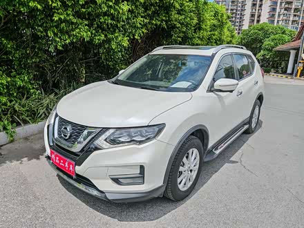 濥 2021 2.0L CVT 2WD XL Premium
