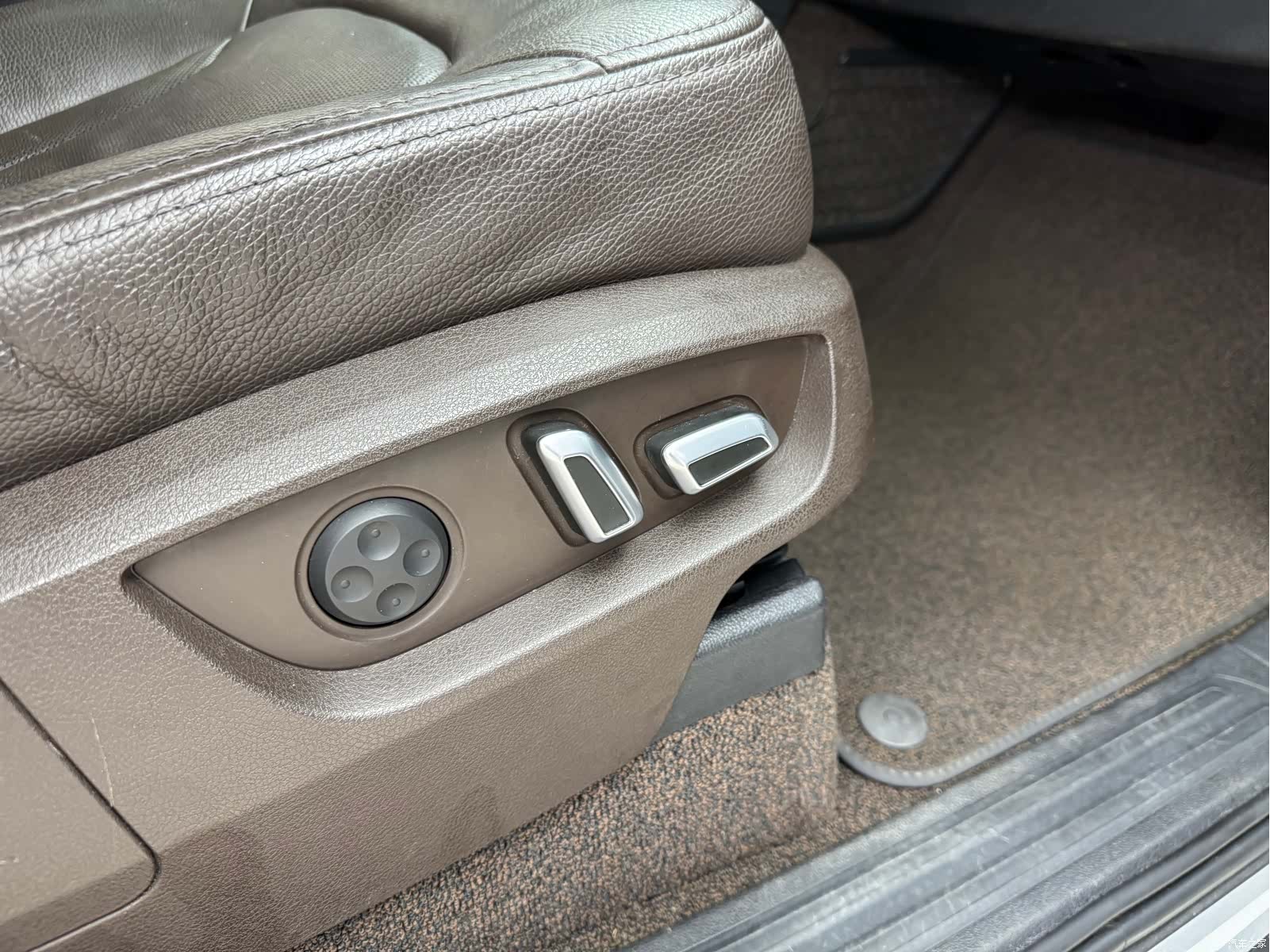 Audi Q7, 2015 16