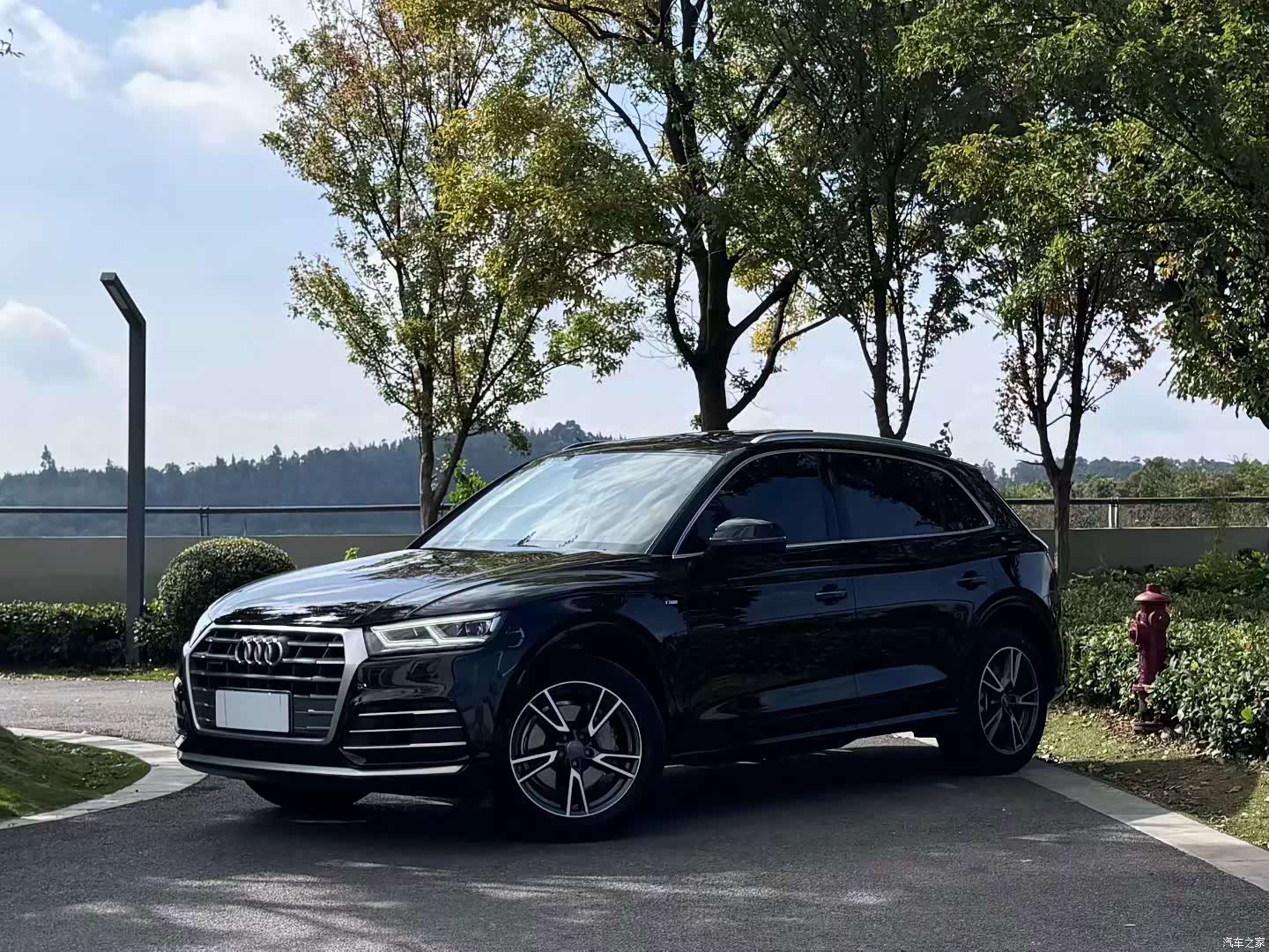 Audi Q5L, 2020 1