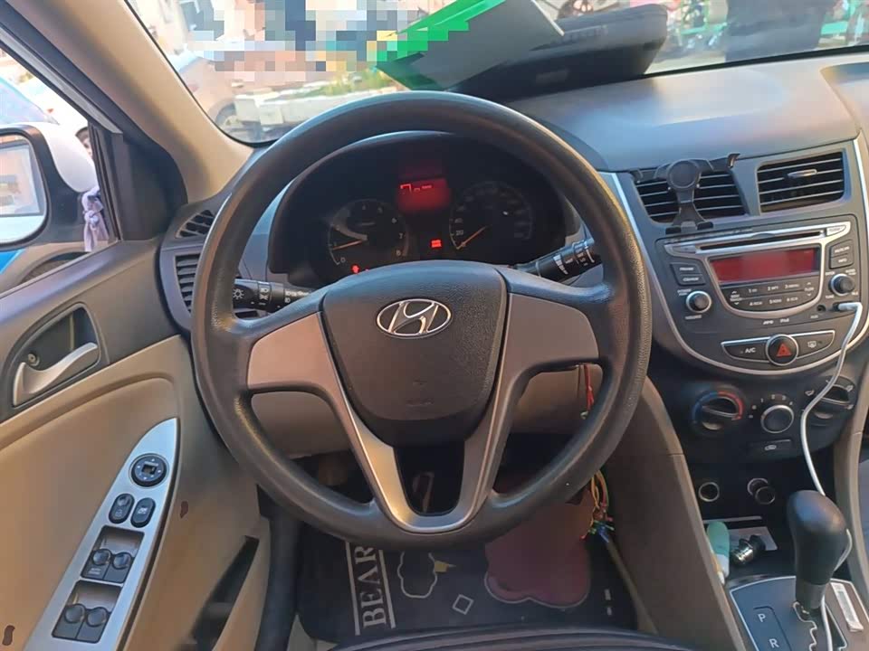 Hyundai Rena