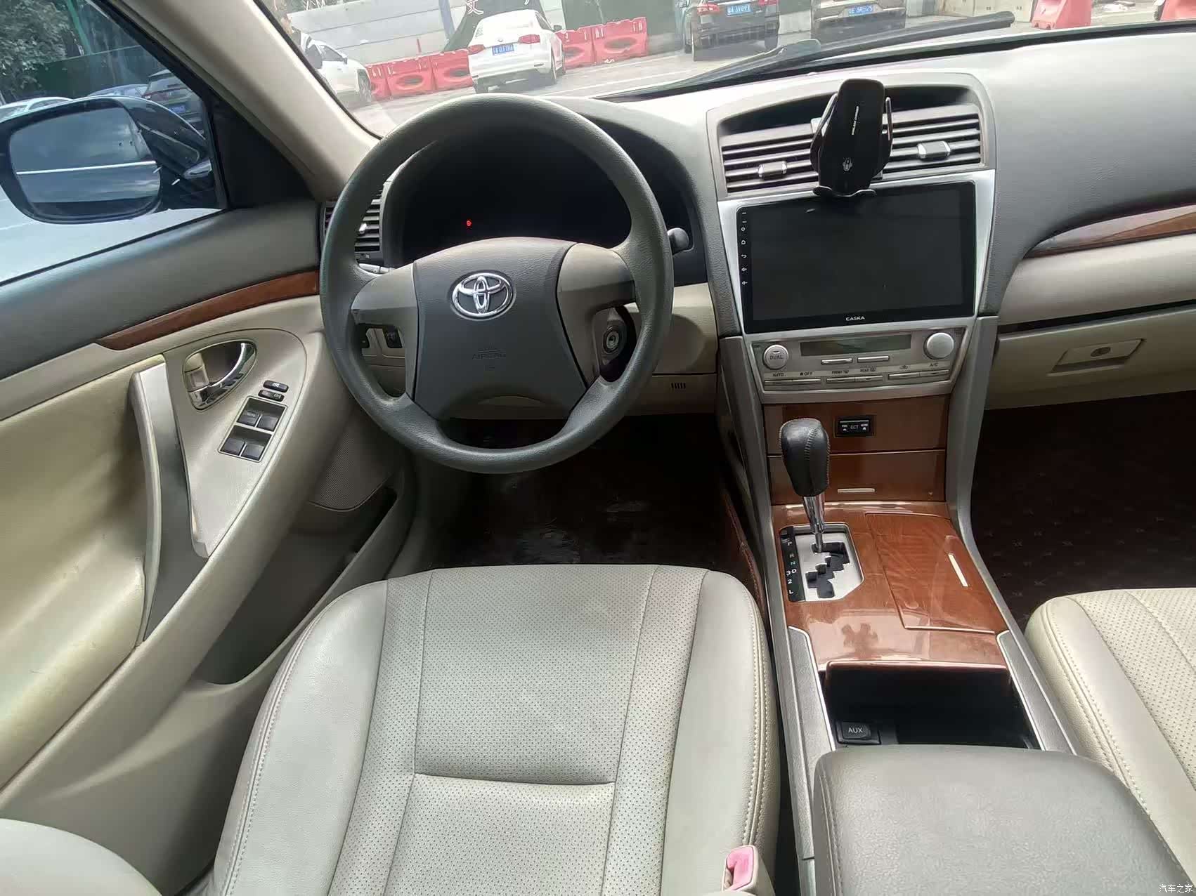 Toyota Camry, 2013 18