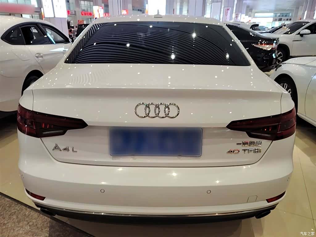 Audi A4L, 2018 6