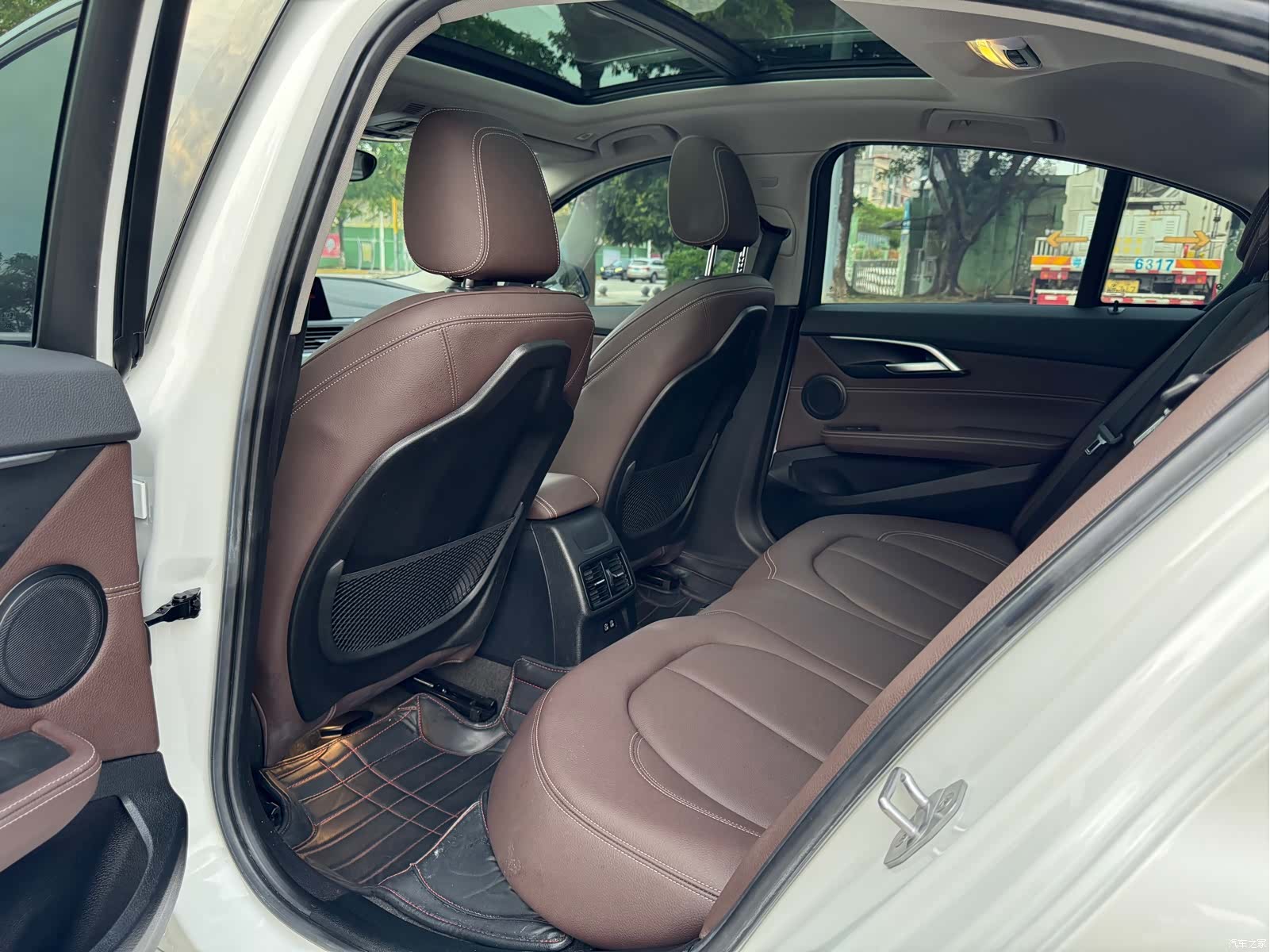 BMW 1 Series, 2020 11