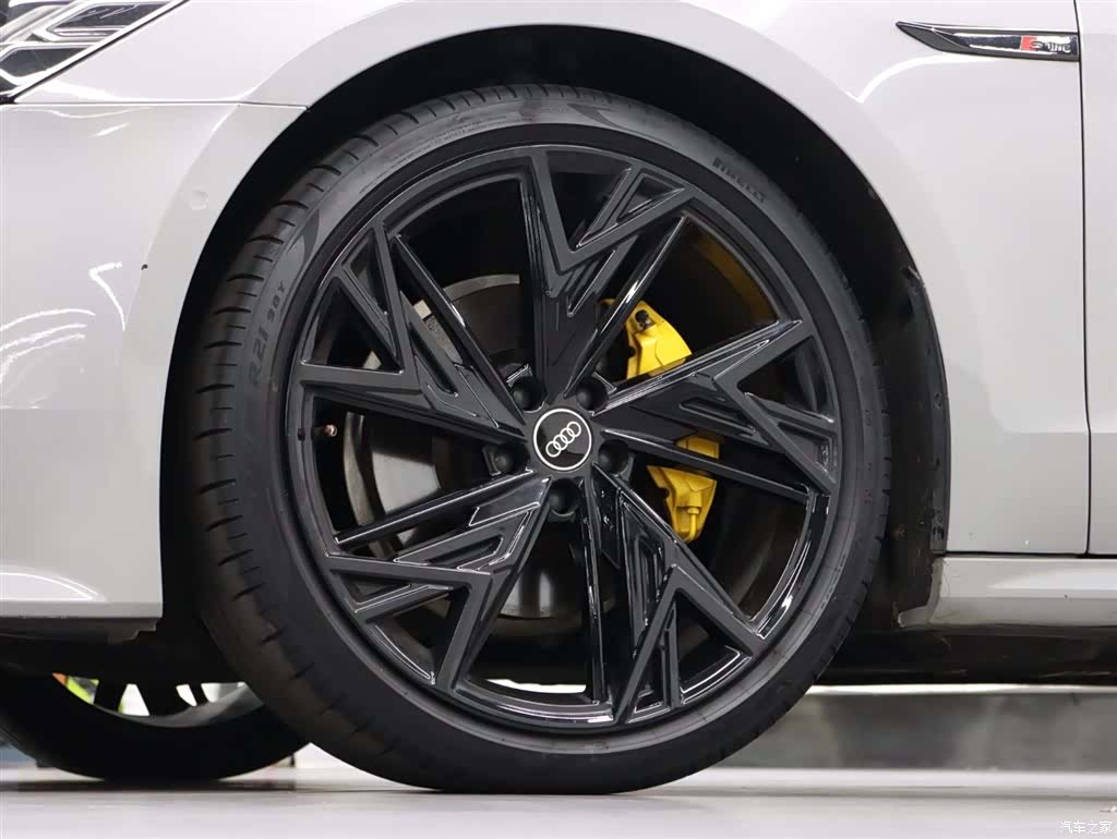 Audi A7L, 2023 30
