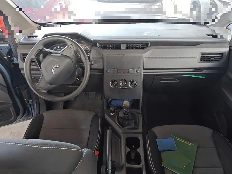 Wuling Wuling Hongguang PLUS