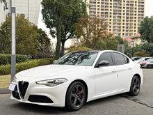 Giulia����Ҷ 2020�� 2.0T 280HP ��ҹ��Ӱ������