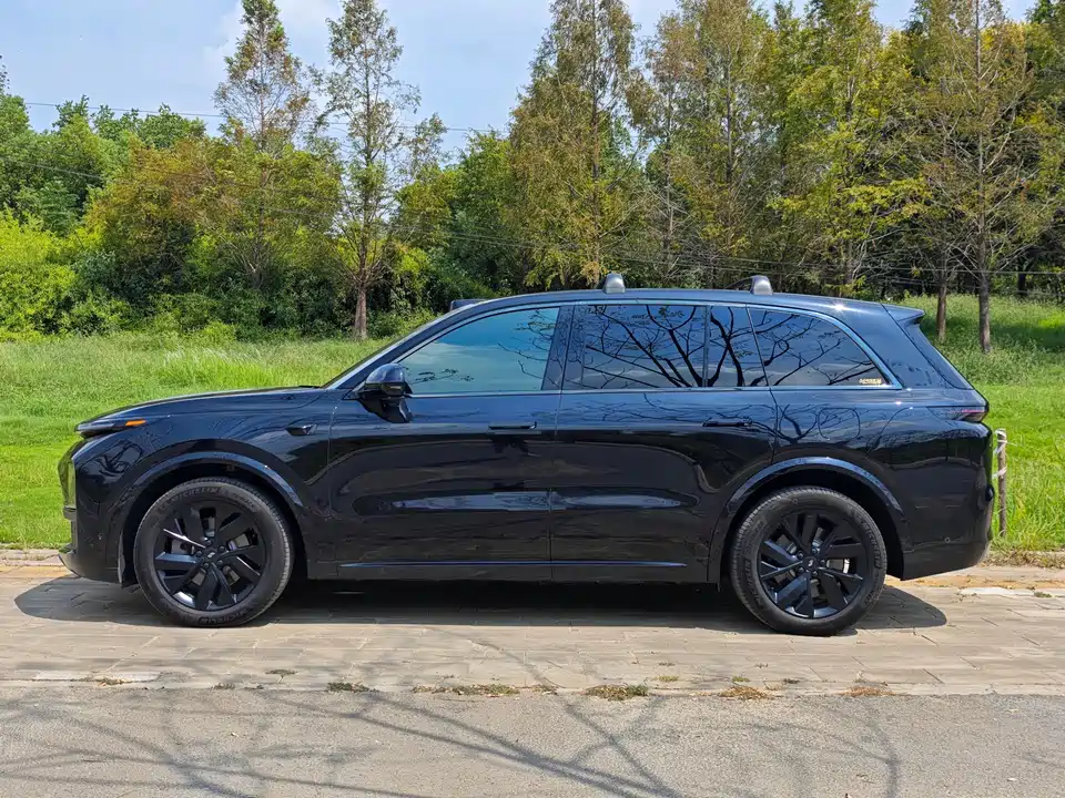 Li Auto Ideal L8