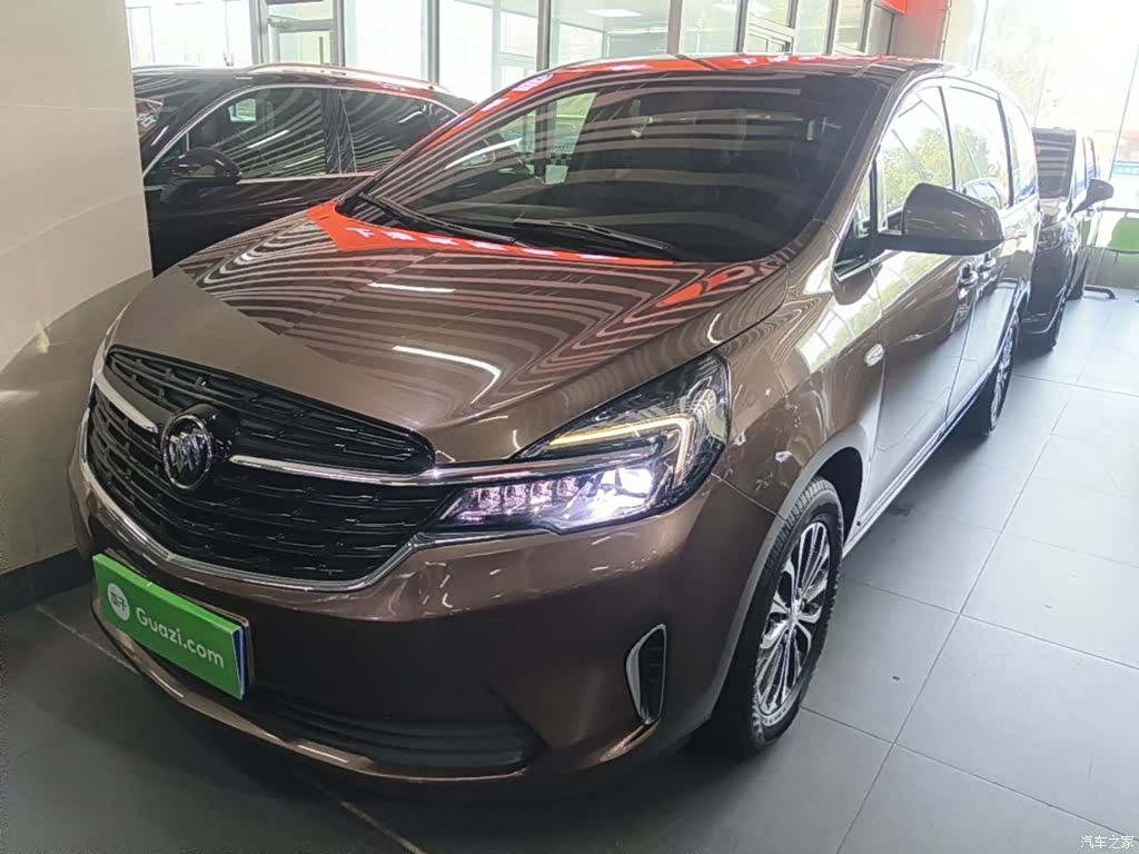 Buick GL8, 2022 2