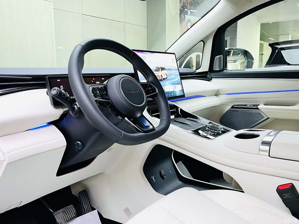 Geely V900, 2026 8