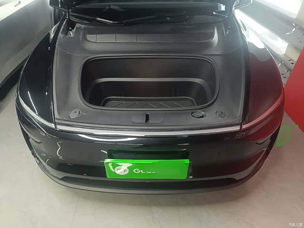 Tesla Model Y, 2025 20