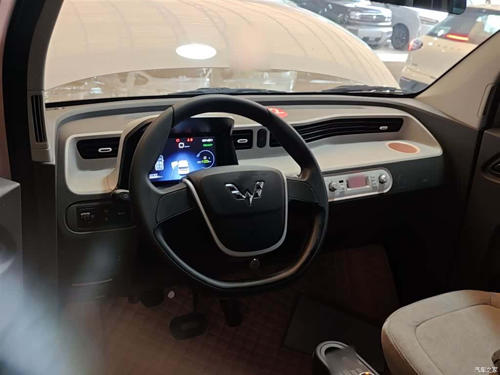 Wuling MINIEV, 2021 10