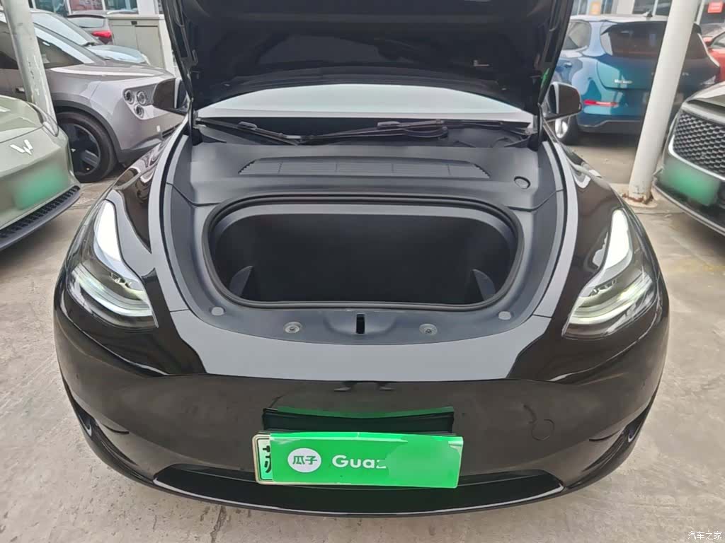 Tesla Model Y, 2022 16