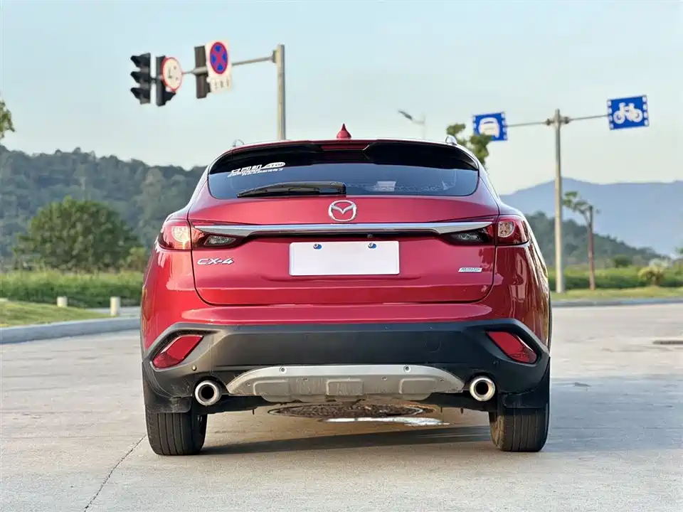 Mazda CX-4