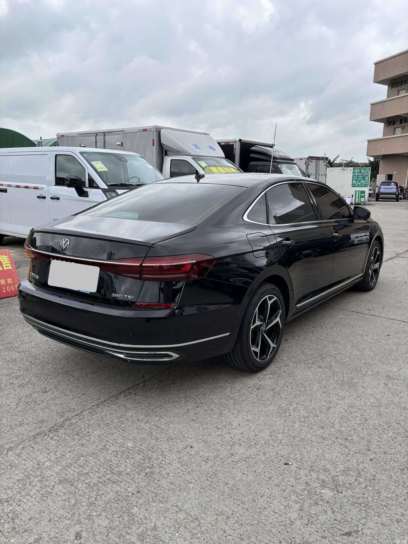 Volkswagen Passat, 2025 4