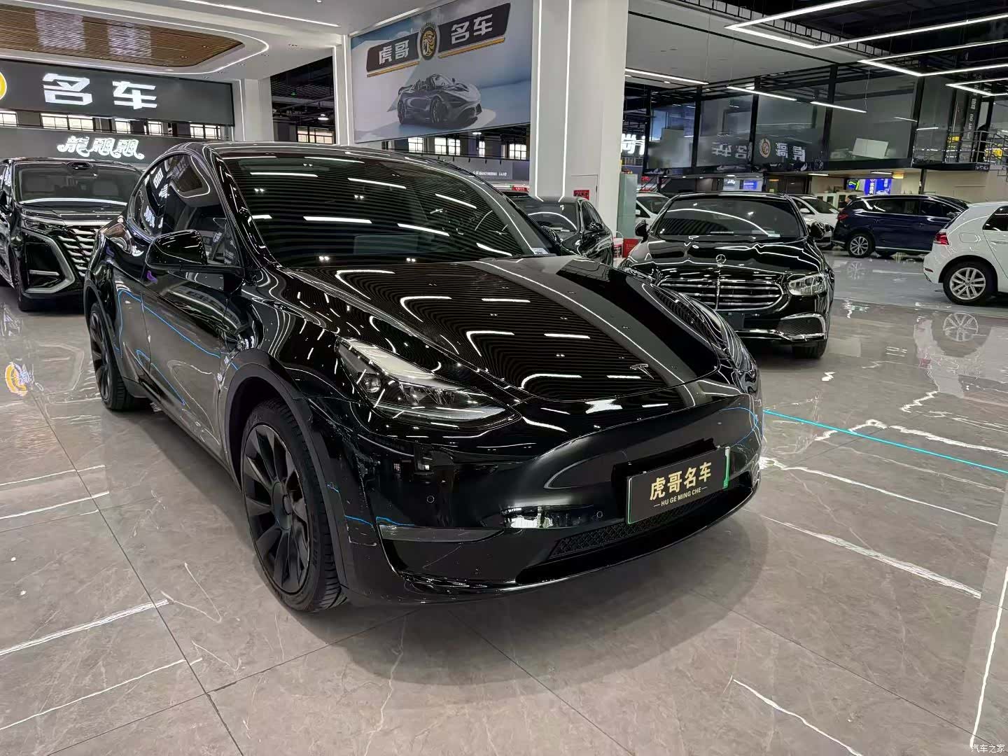 Tesla Model Y, 2023 3