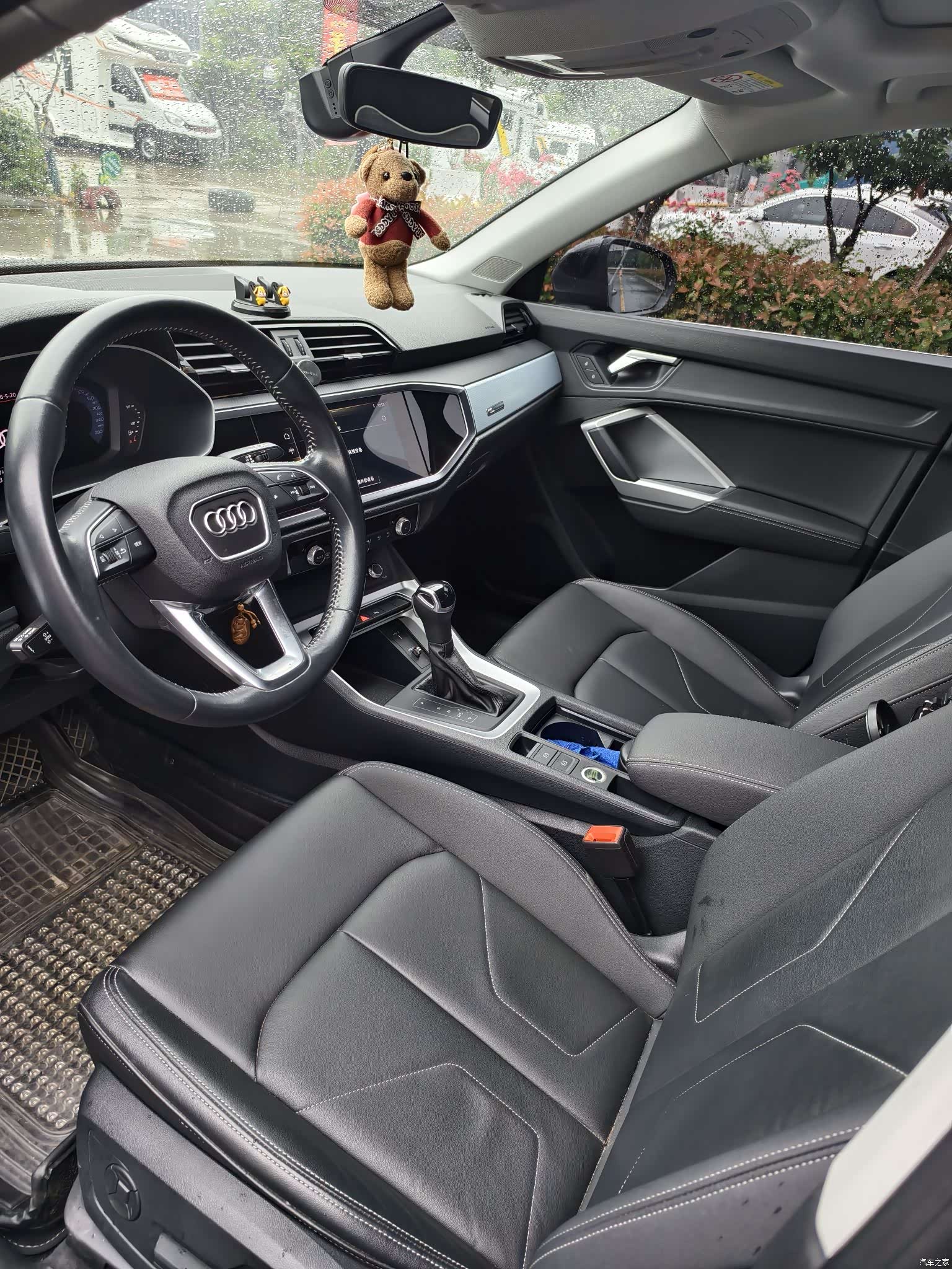 Audi Q3, 2020 8