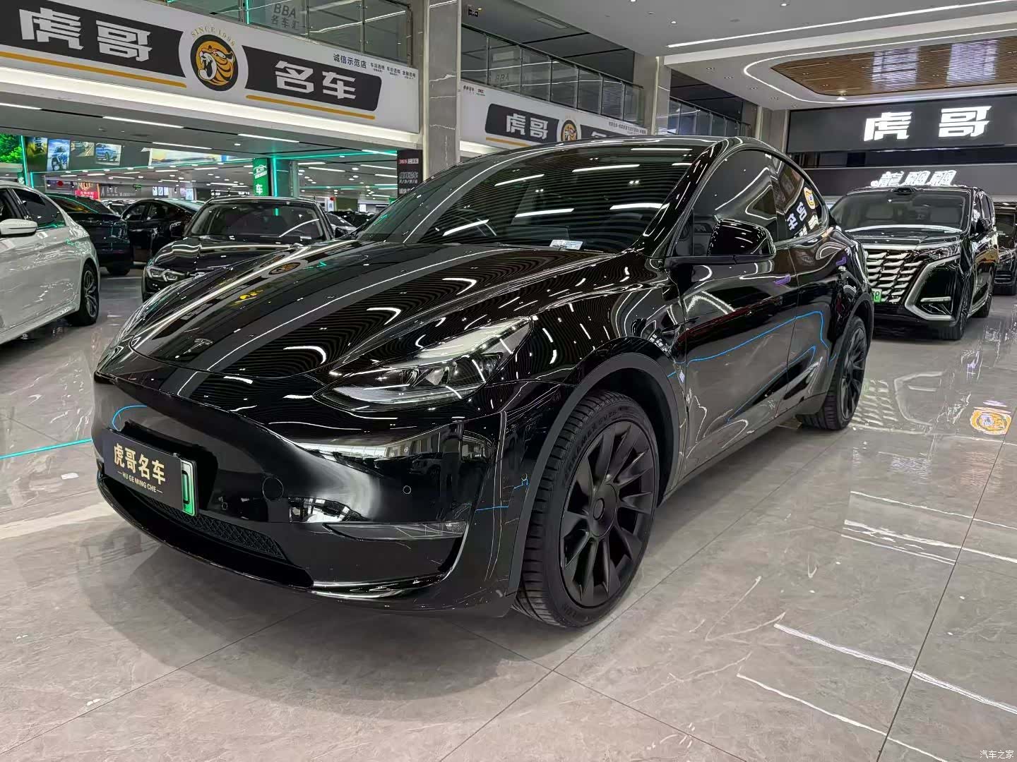 Tesla Model Y, 2023 1