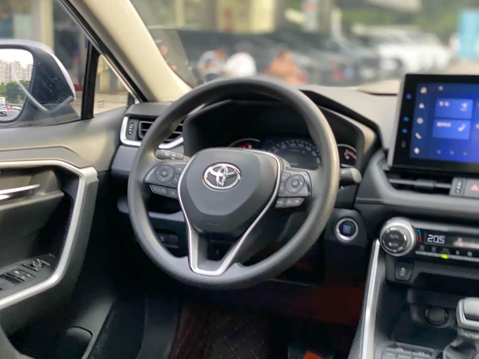 Toyota RAV4 Rongfang