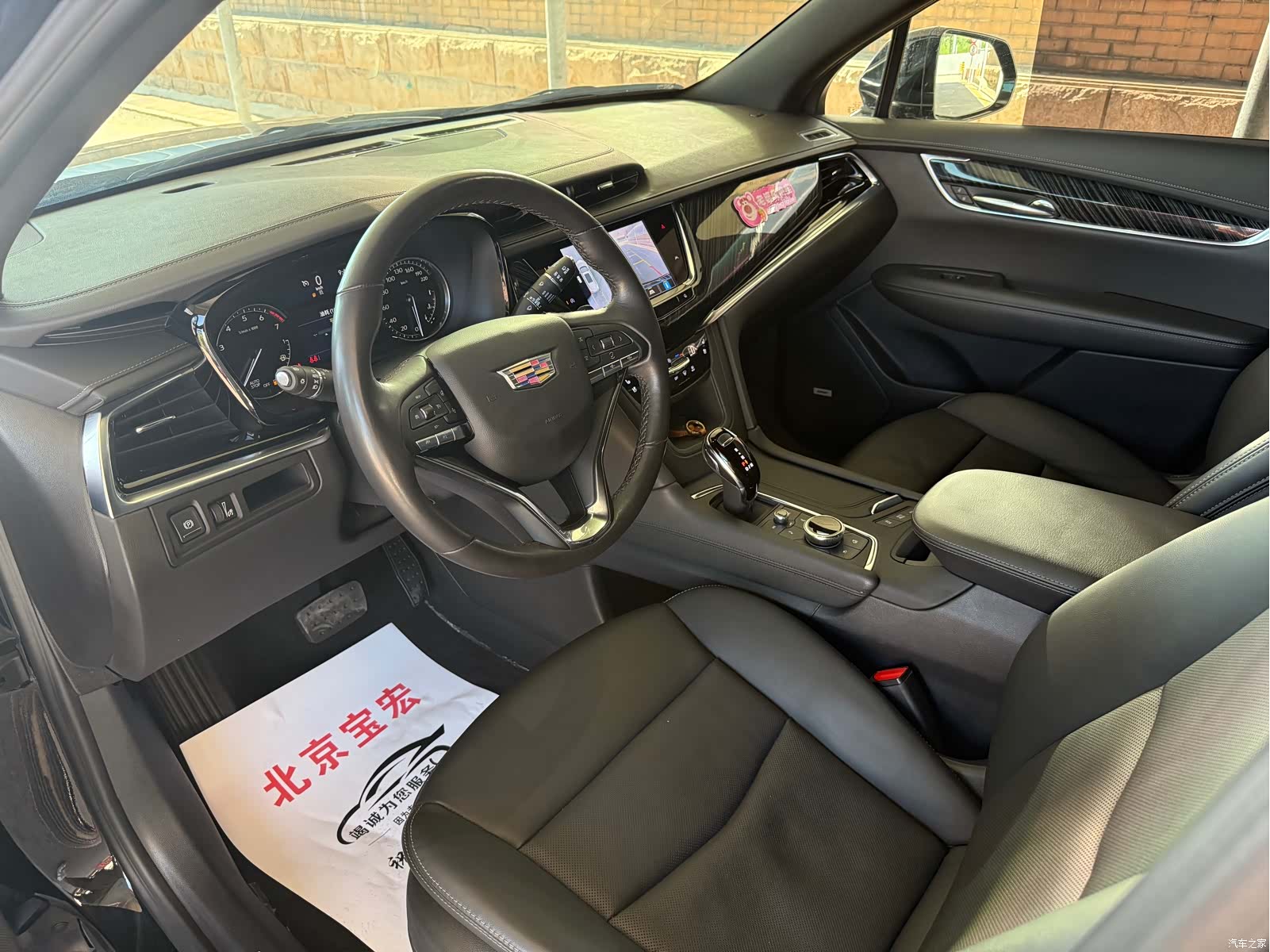 Cadillac XT6, 2023 все фото