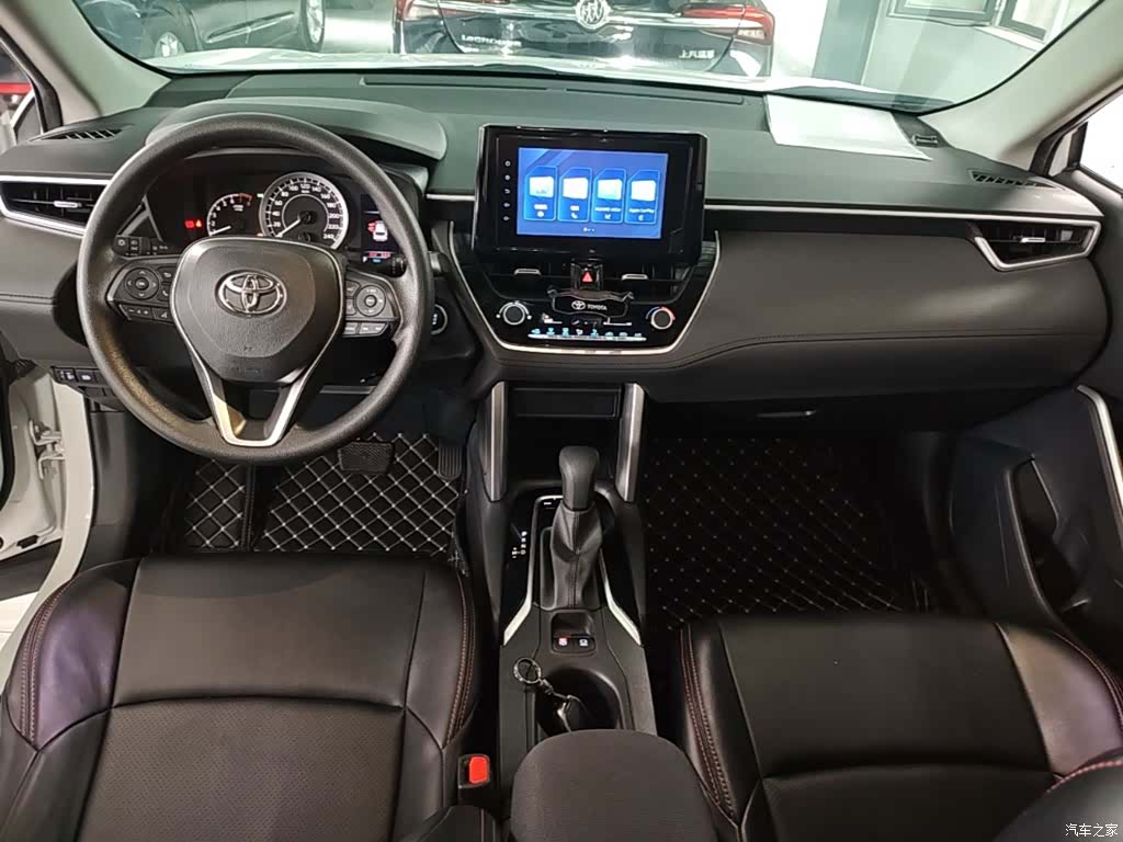 Toyota Frontlander, 2023 10